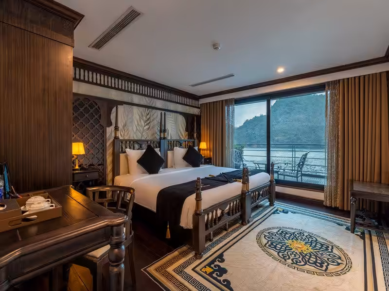 Venus Cruise Senior Suite